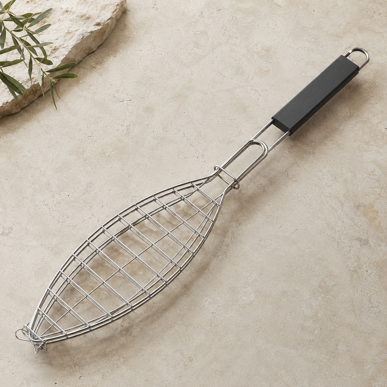 Locking Whole-Fish Grill Basket – product image 1